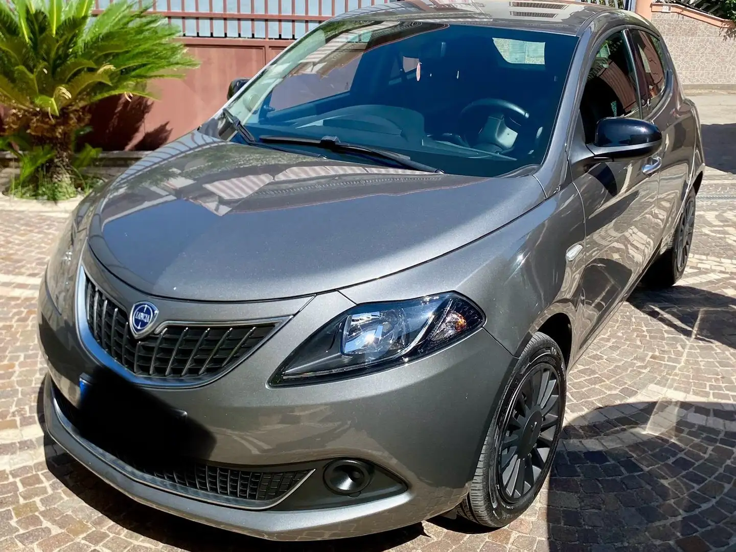 Lancia Ypsilon Ypsilon ecochic gold Gris - 1