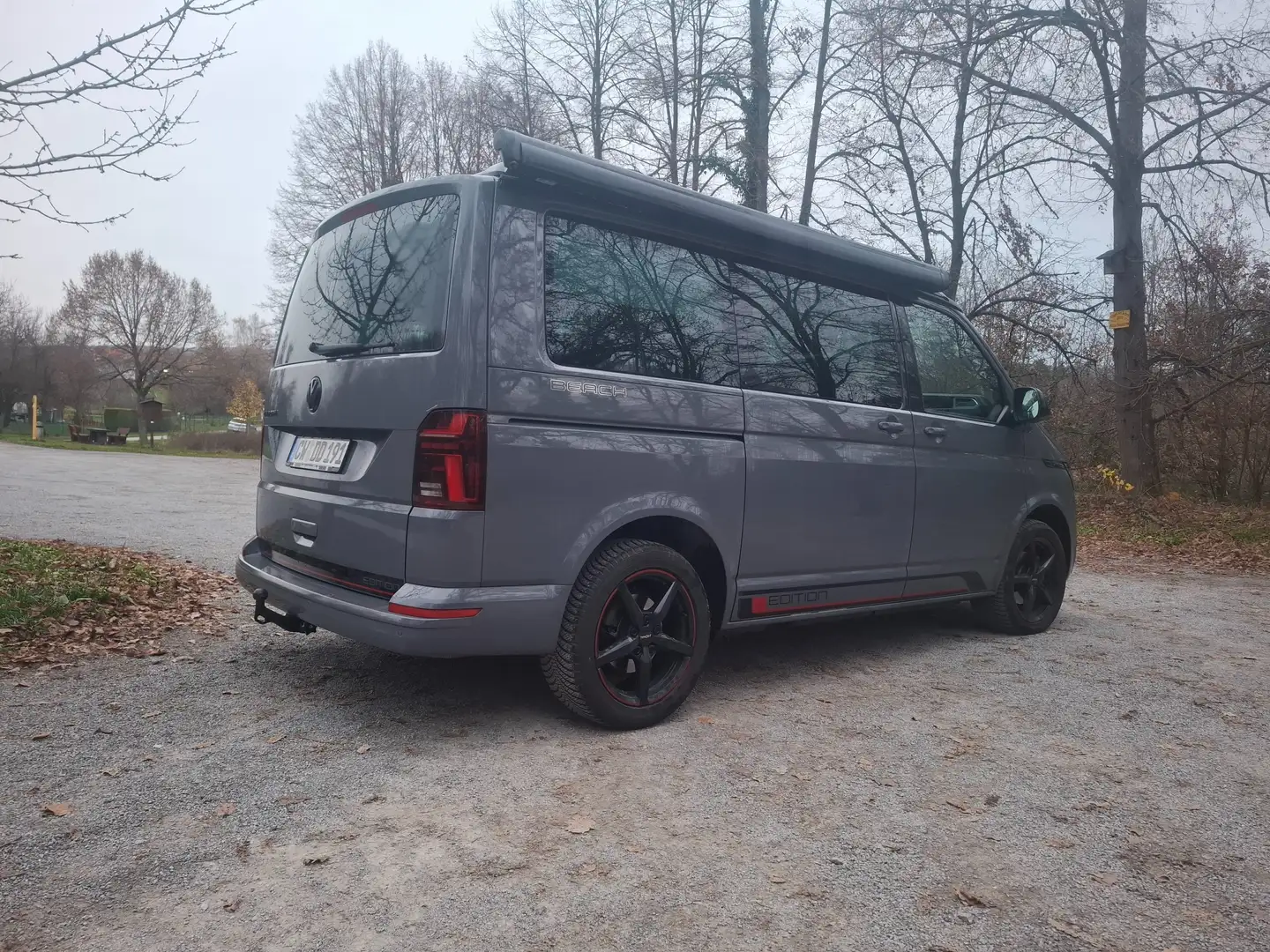 Volkswagen T6.1 California California T6.1 DSG Beach Camper Edition Tour Grau - 2