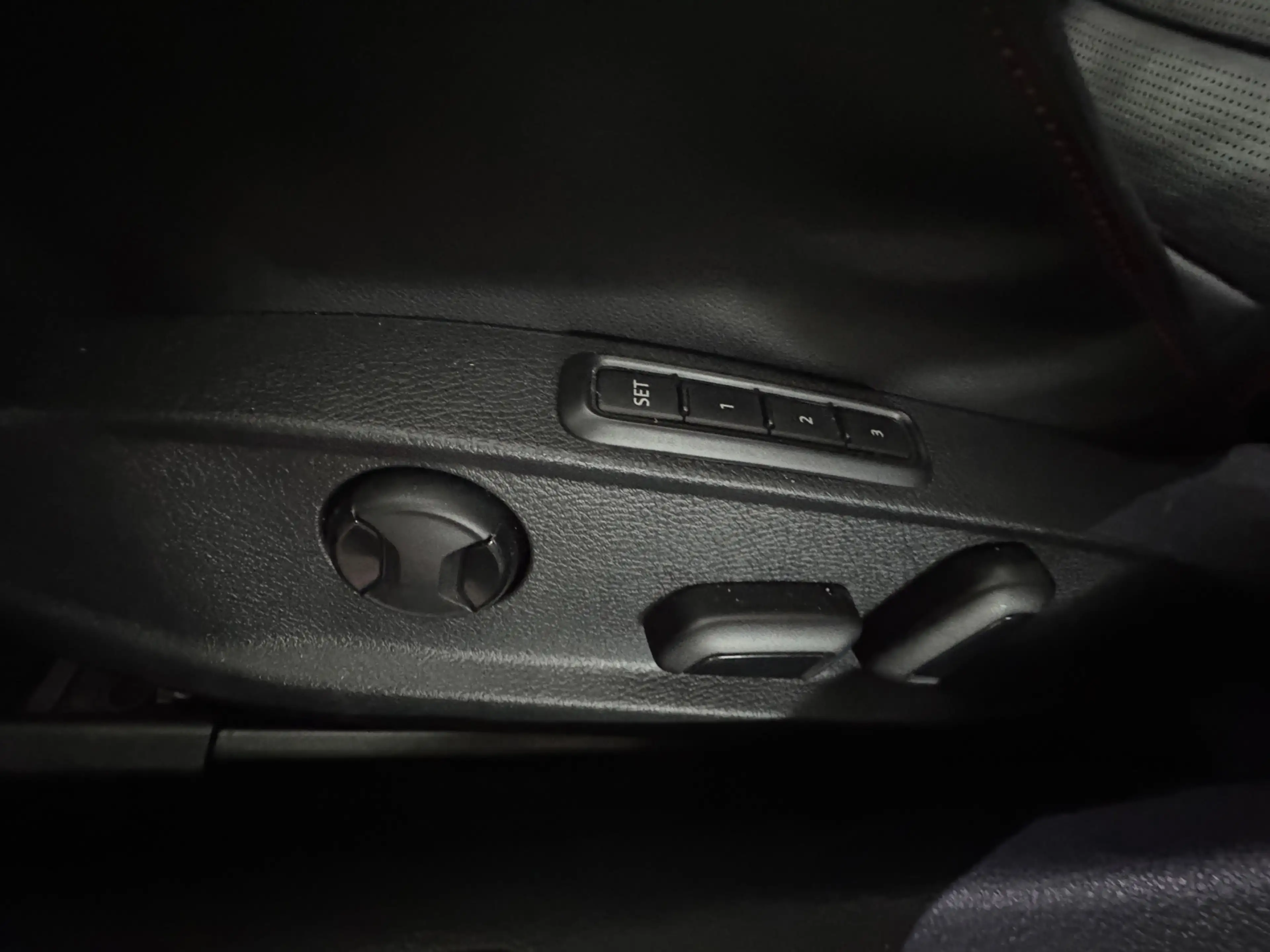 Volkswagen Golf GTI 2.0 TSI Pano|Leer|DCC|Trekhaak|Camera|Dynaudio — photo 14