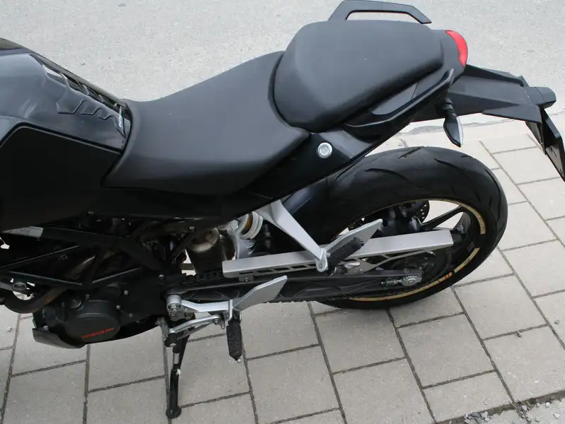 KTM 125 DUKE - foto 4