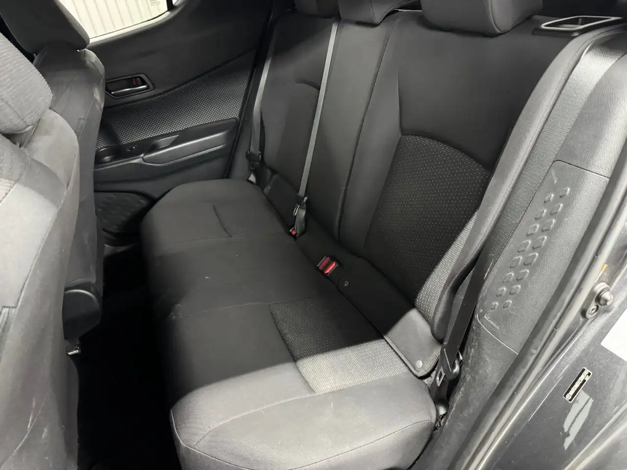Toyota C-HR photo Toyota C-HR