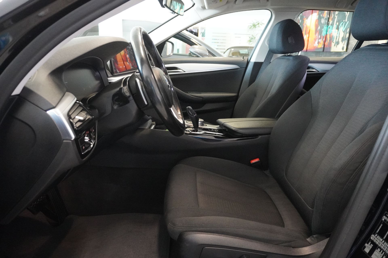 BMW 518 d Touring Aut./LED/Nav. Prof. — photo 8