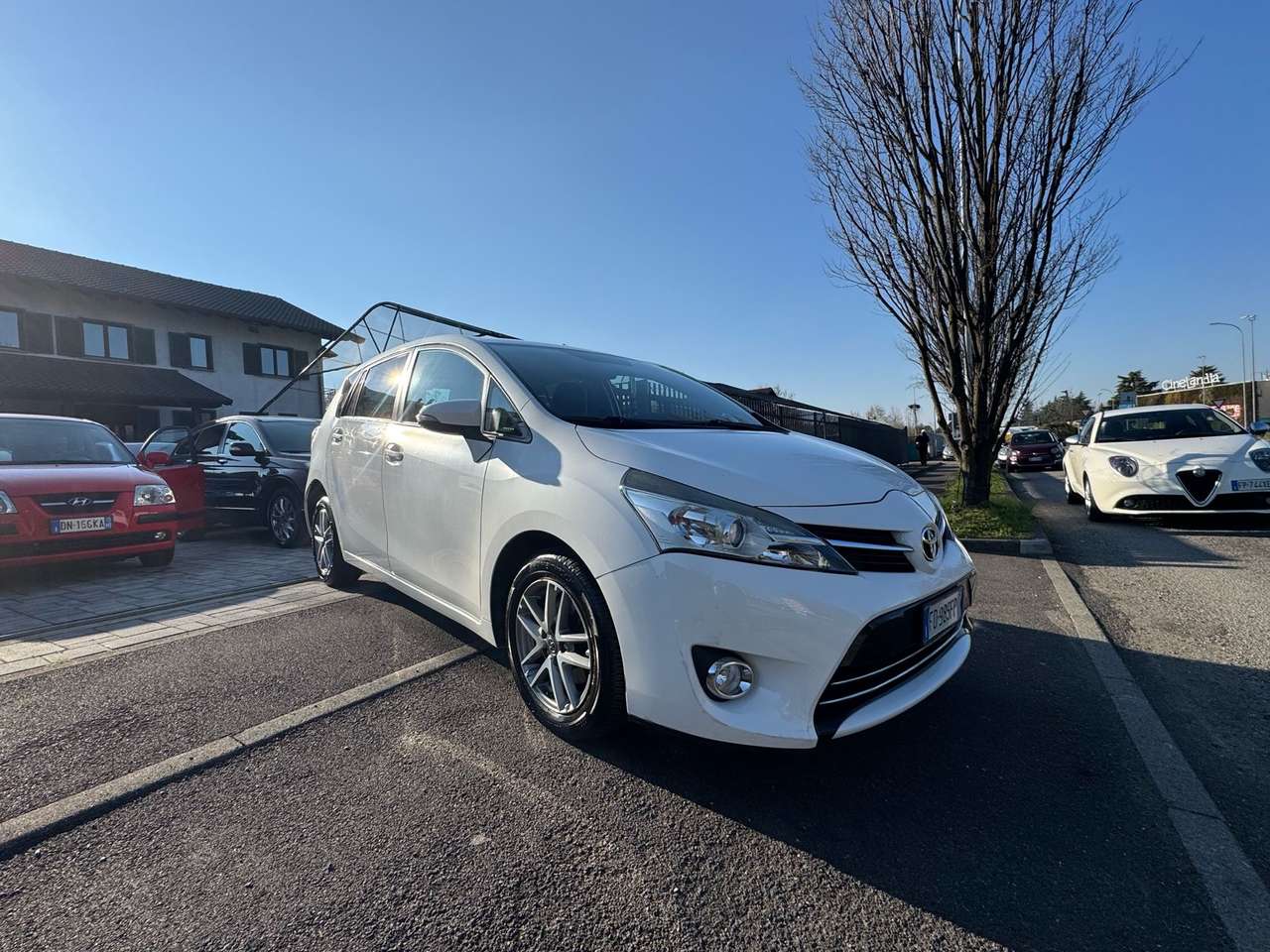 Toyota Verso 1.6  Style 5p.ti Euro-6  Per Neopatentati