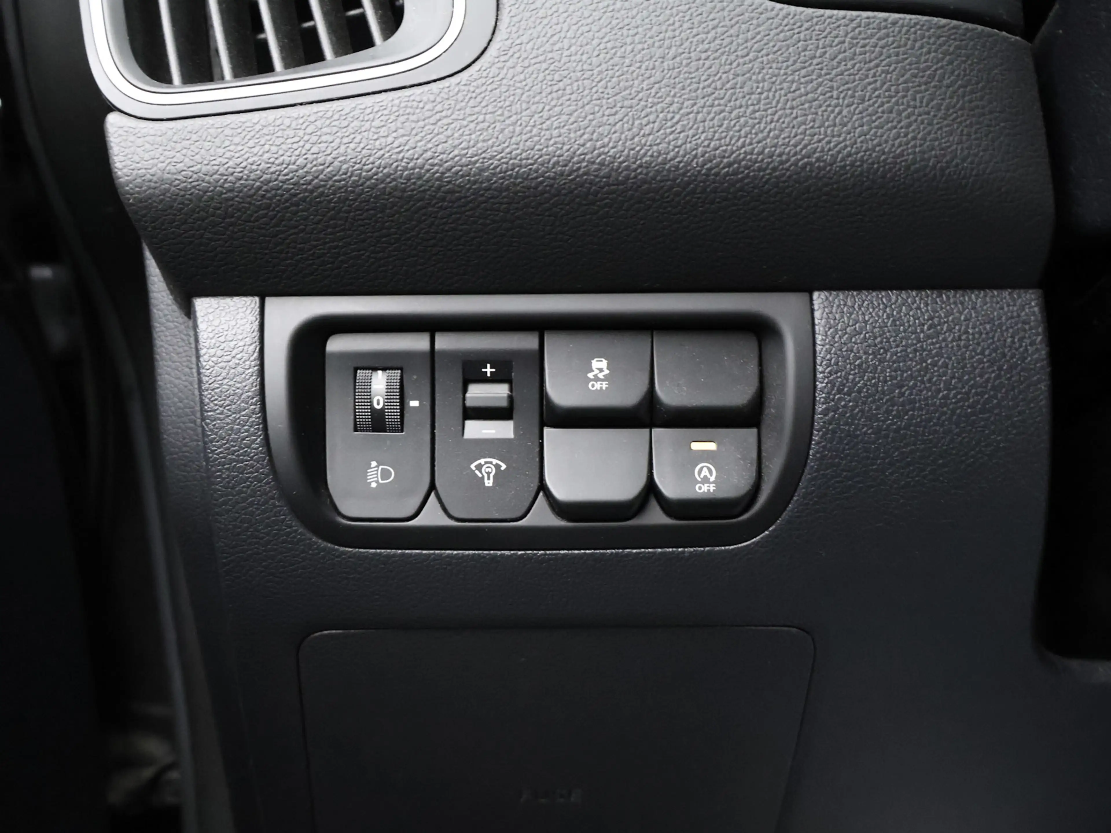 Kia Rio 1.2 CVVT ComfortLine Sport (NAVI,CAMERA,PDC,CRUISE — photo 20