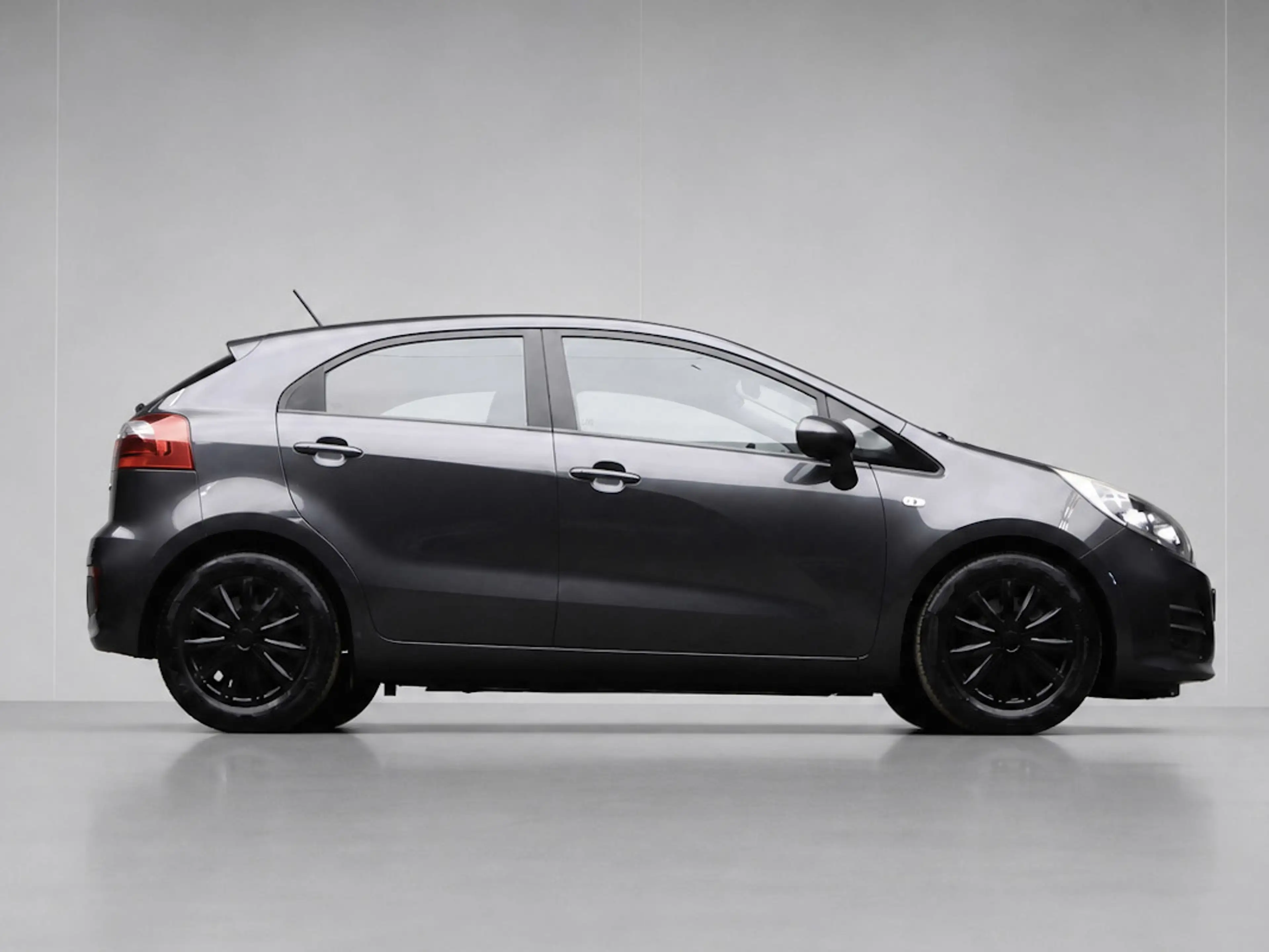 Kia Rio 1.2 CVVT ComfortLine Sport (NAVI,CAMERA,PDC,CRUISE — photo 6