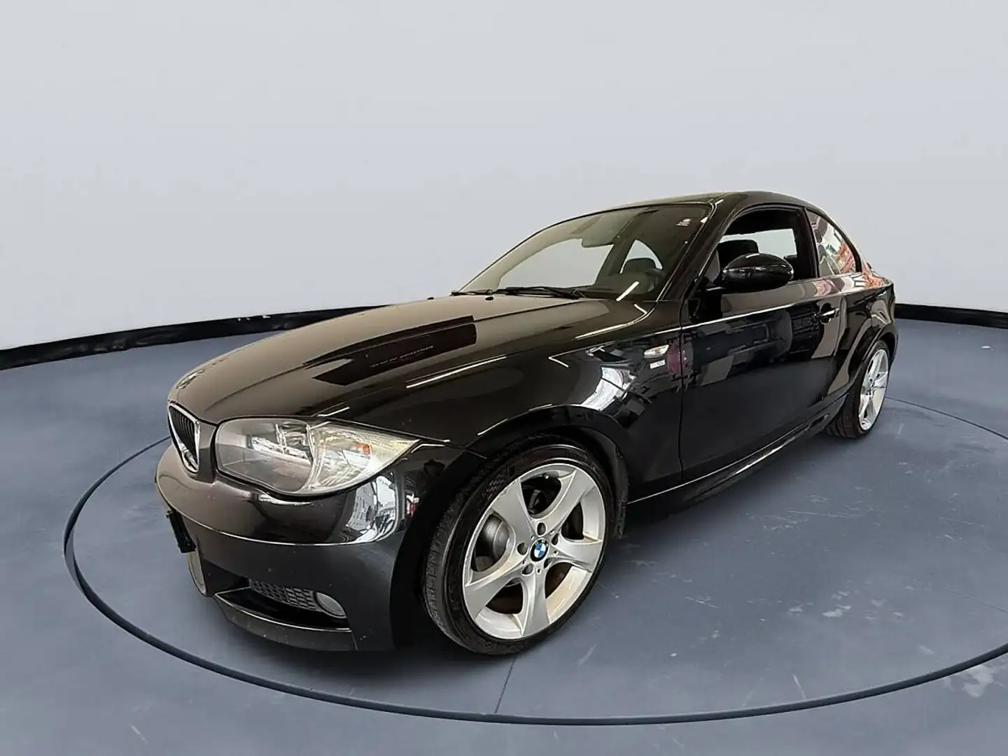 BMW 120 120d Coupé M PAKET Schwarz - 2