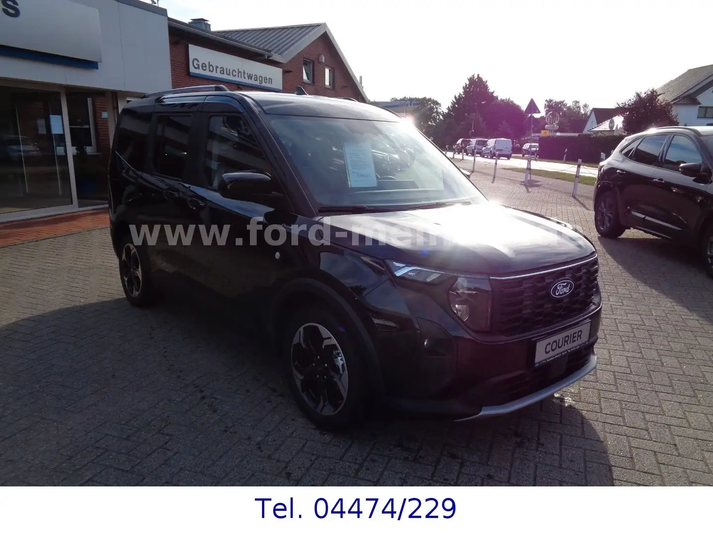 Ford Tourneo Courier Active *5 Jahre Garantie+++* Schwarz - 2