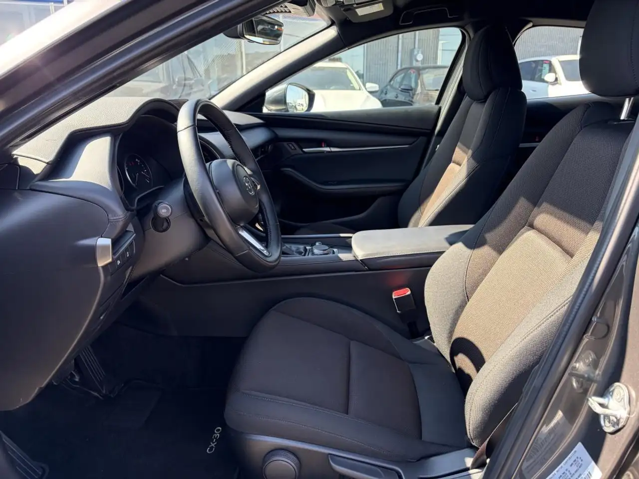 Mazda 3 снимка Mazda 3