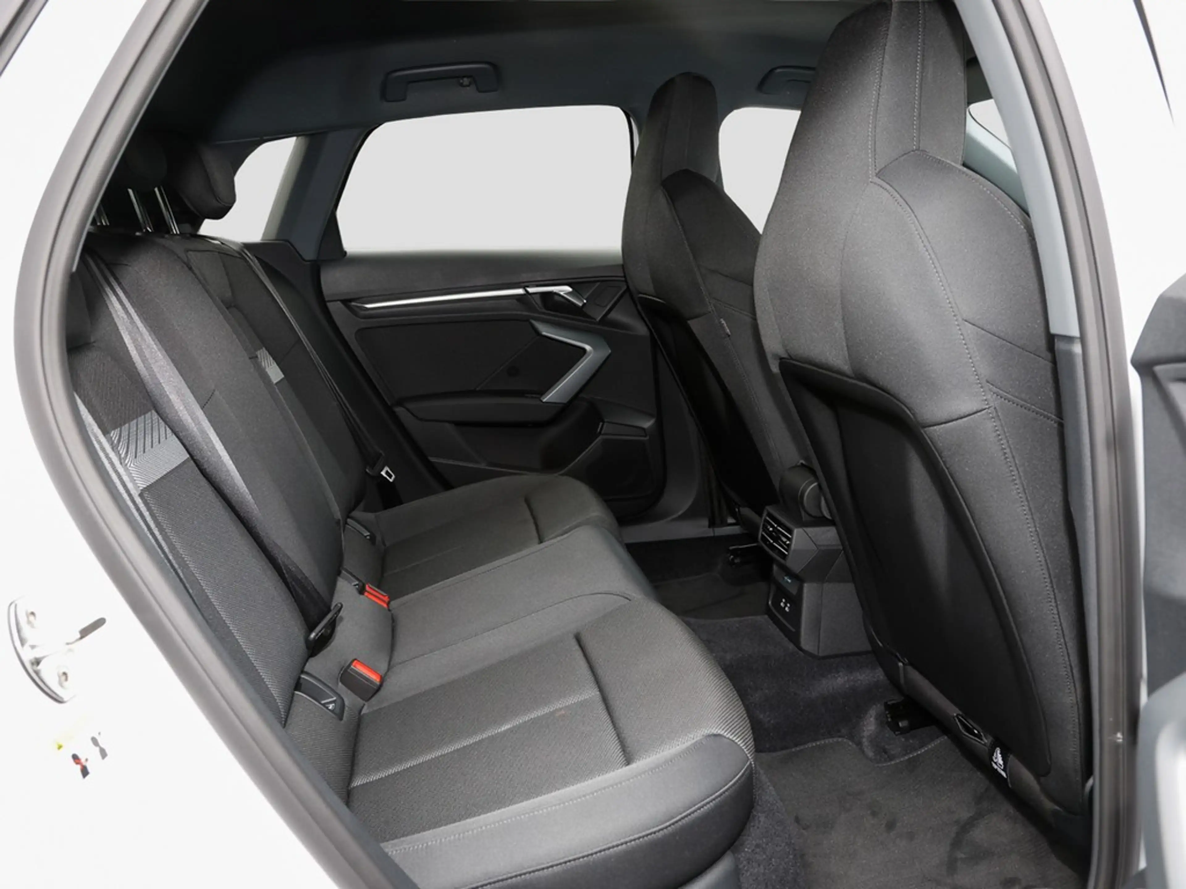 Audi A3 Sportback TFSI advanced Navi ACC Kamera LED — photo 12