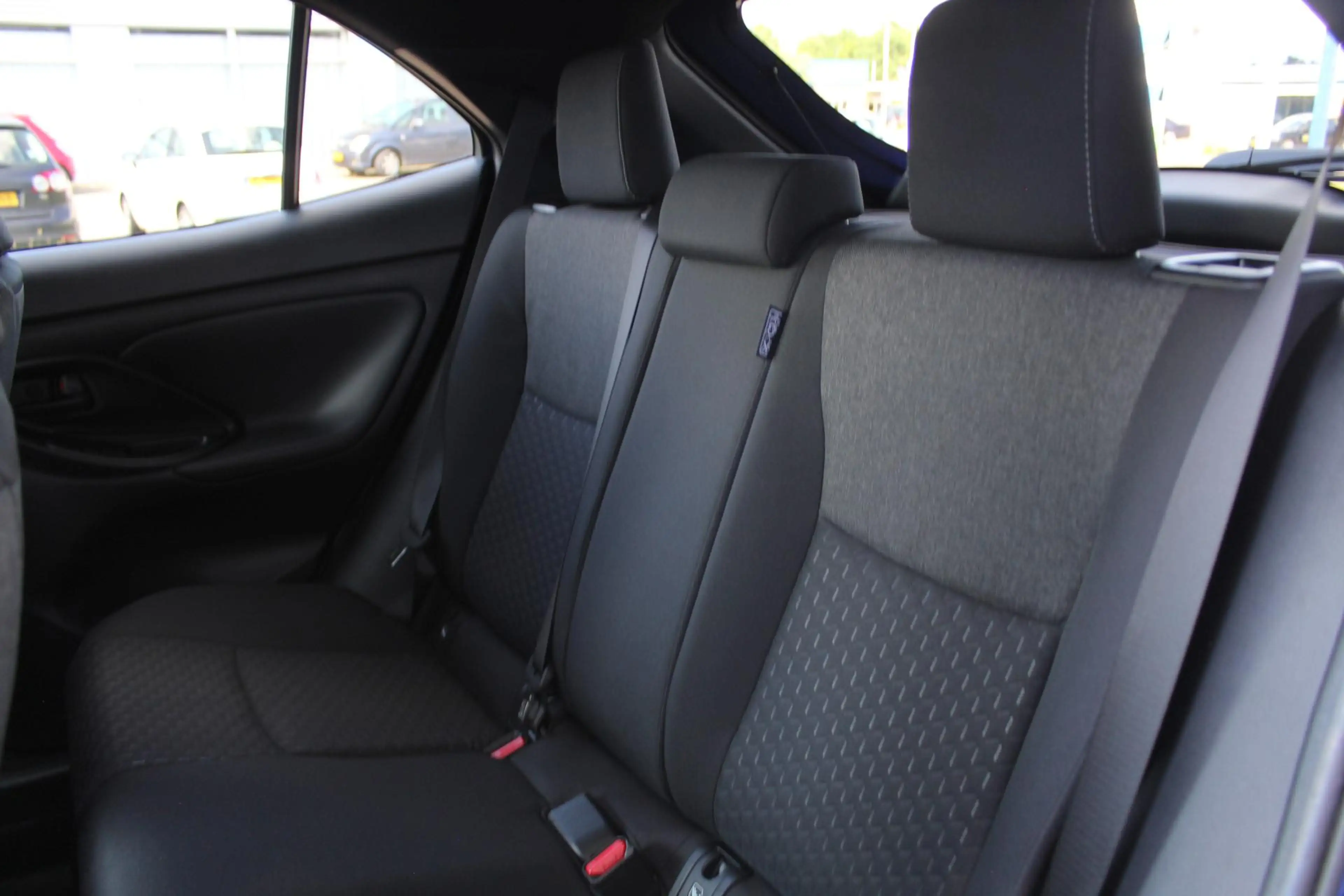 Toyota Yaris Cross 1.5 Hybrid 115 Dynamic Plus | Rijklaar | Stoel/stu — photo 6