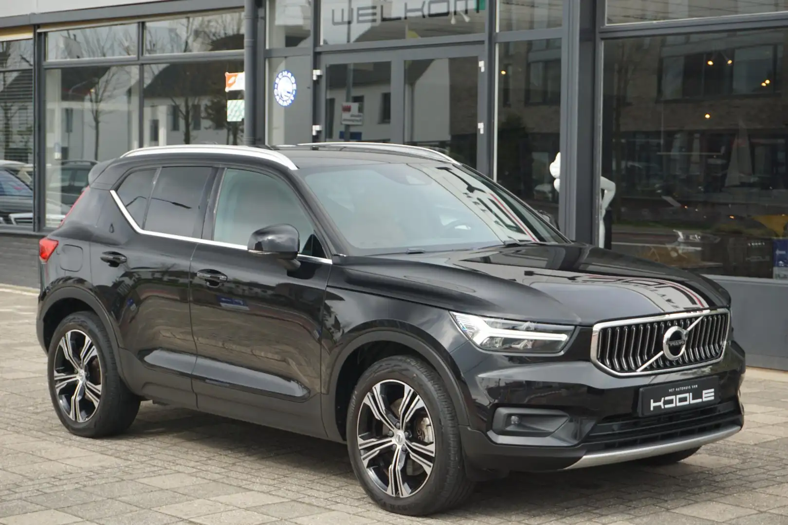 Volvo XC40 1.5 T5 Recharge Inscription | trekhaak | leer | Or Zwart - 1
