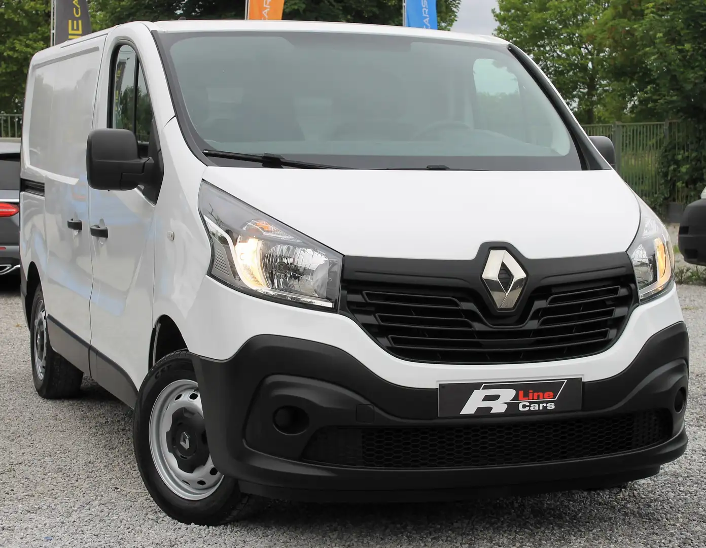 Renault Trafic 1.6 dCi UTILITAIRE L1H1 VC VT 1ER MAIN 12 MOIS GRT Wit - 2