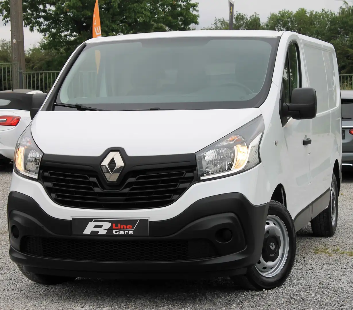 Renault Trafic 1.6 dCi UTILITAIRE L1H1 VC VT 1ER MAIN 12 MOIS GRT Wit - 1