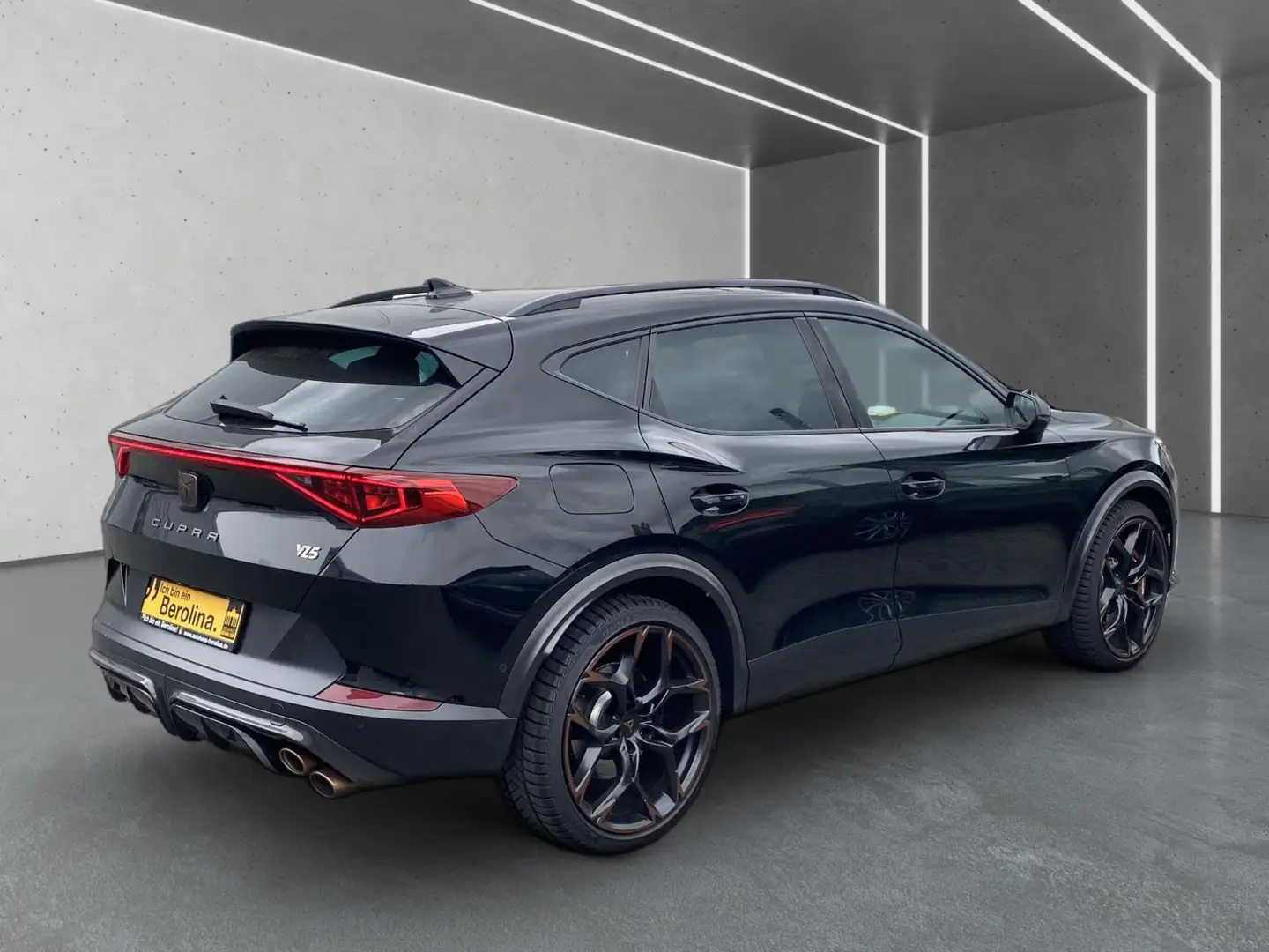 CUPRA Formentor 2.5 TSI 4D VZ5 DSG *PANO*BEATS*ACC* Schwarz - 2