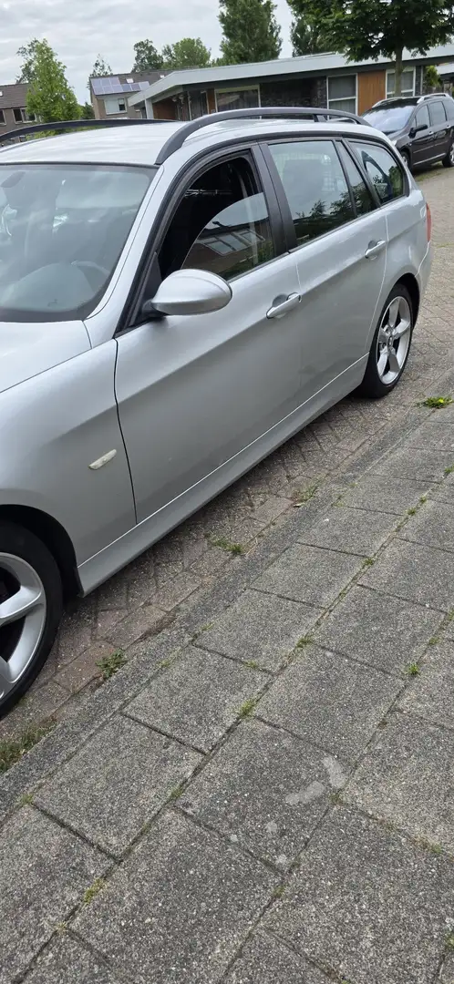 BMW 318 318d DPF Touring 2.0tdi - 2