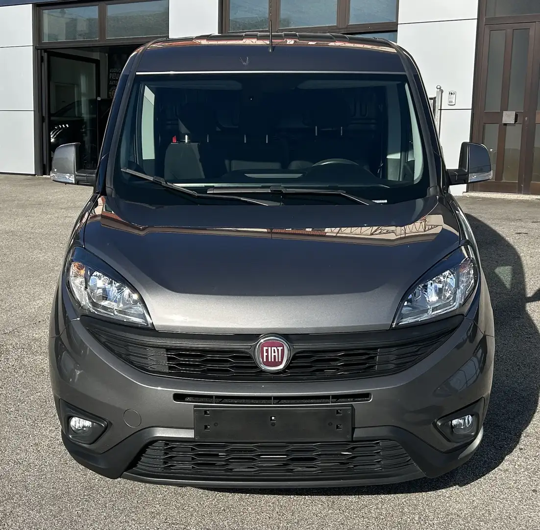 Fiat Doblò 1.3 mjet 95cv SX 3 posti Grigio - 2