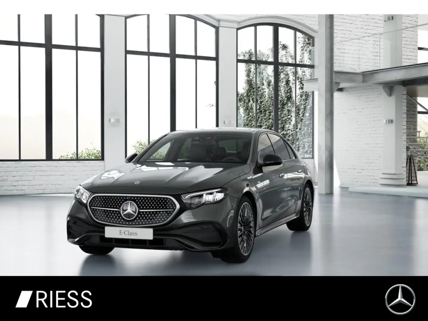 Mercedes-Benz E 300 de AMG Sport Night Distr Pano AHK 360 20" Grau - 1