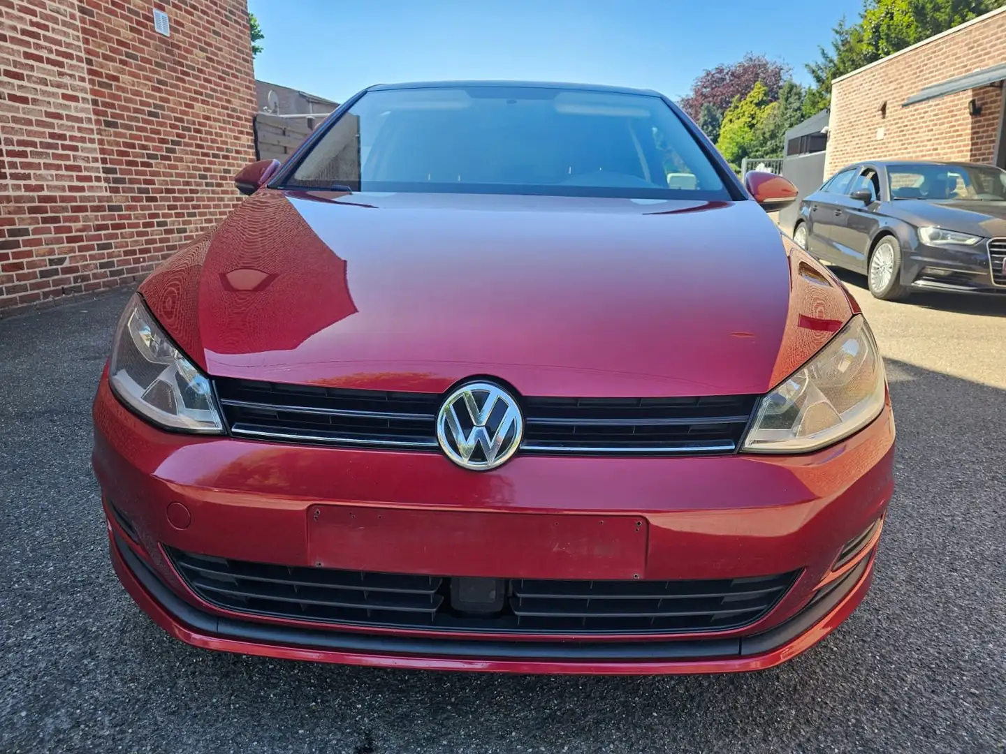 Volkswagen Golf 1.6 TDI Rouge - 1