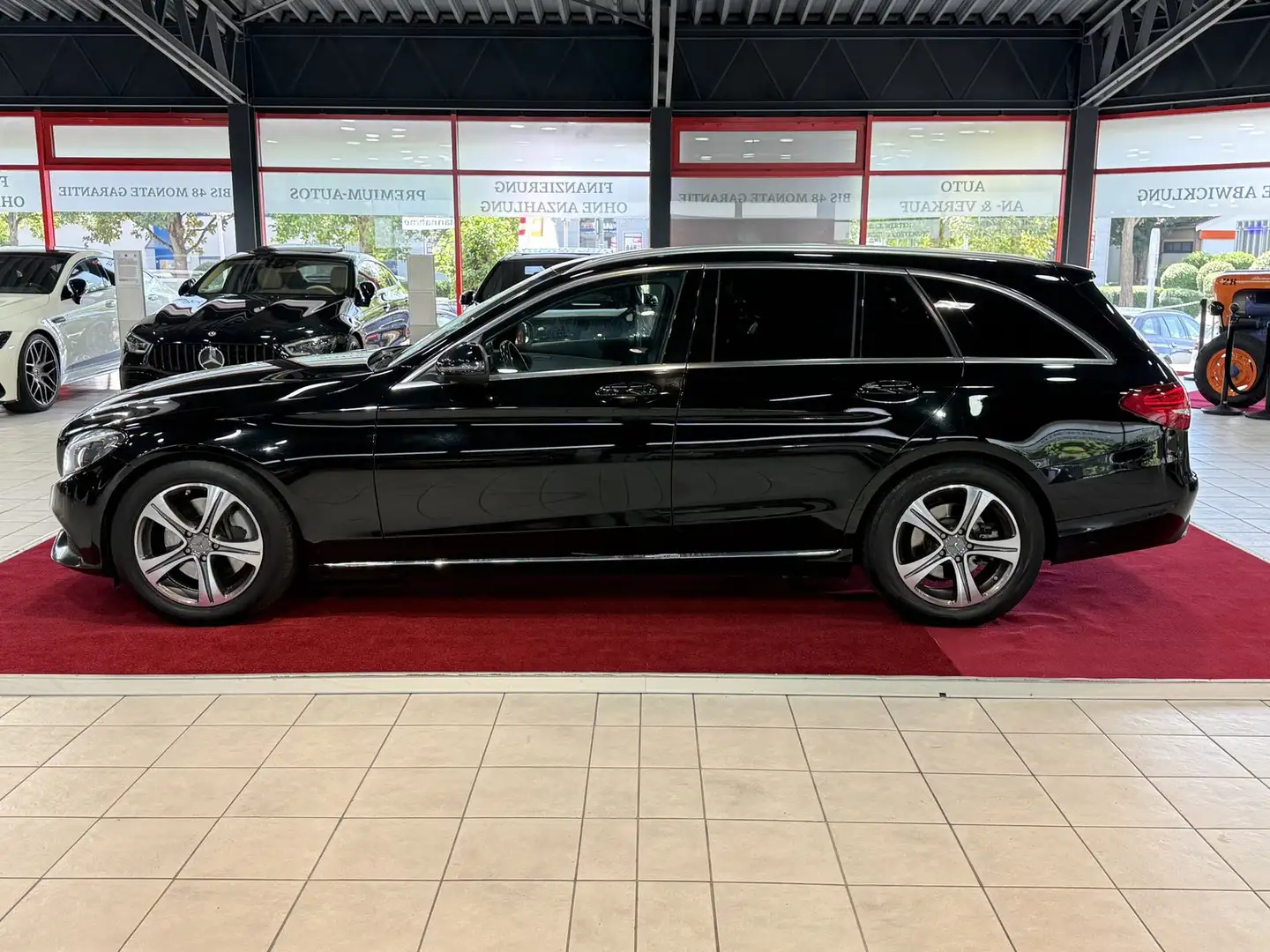 Mercedes-Benz C 300 T Hybrid +AVANTGARDE+DISTRONIC+ELEK.HECK.+ Schwarz - 2
