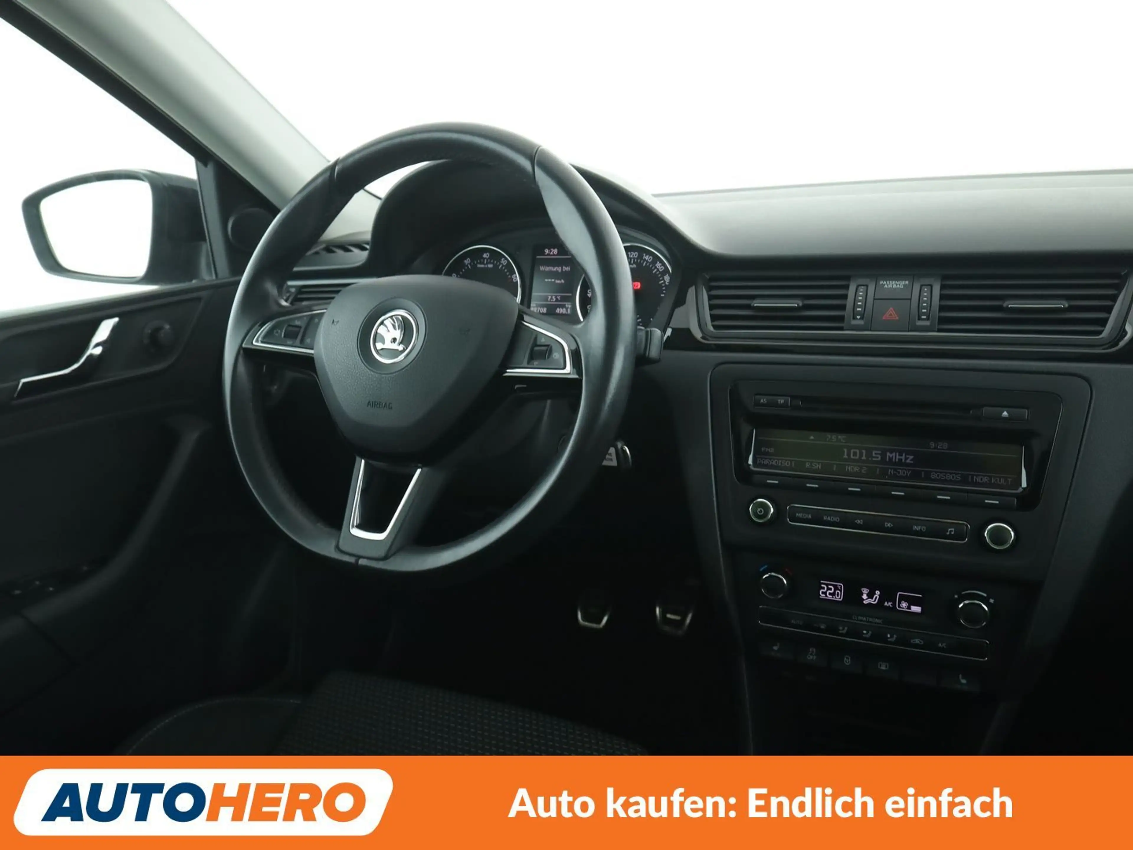 Skoda Rapid/Spaceback 1.2 TSI StylePlus*XENON*TEMPO* — photo 13