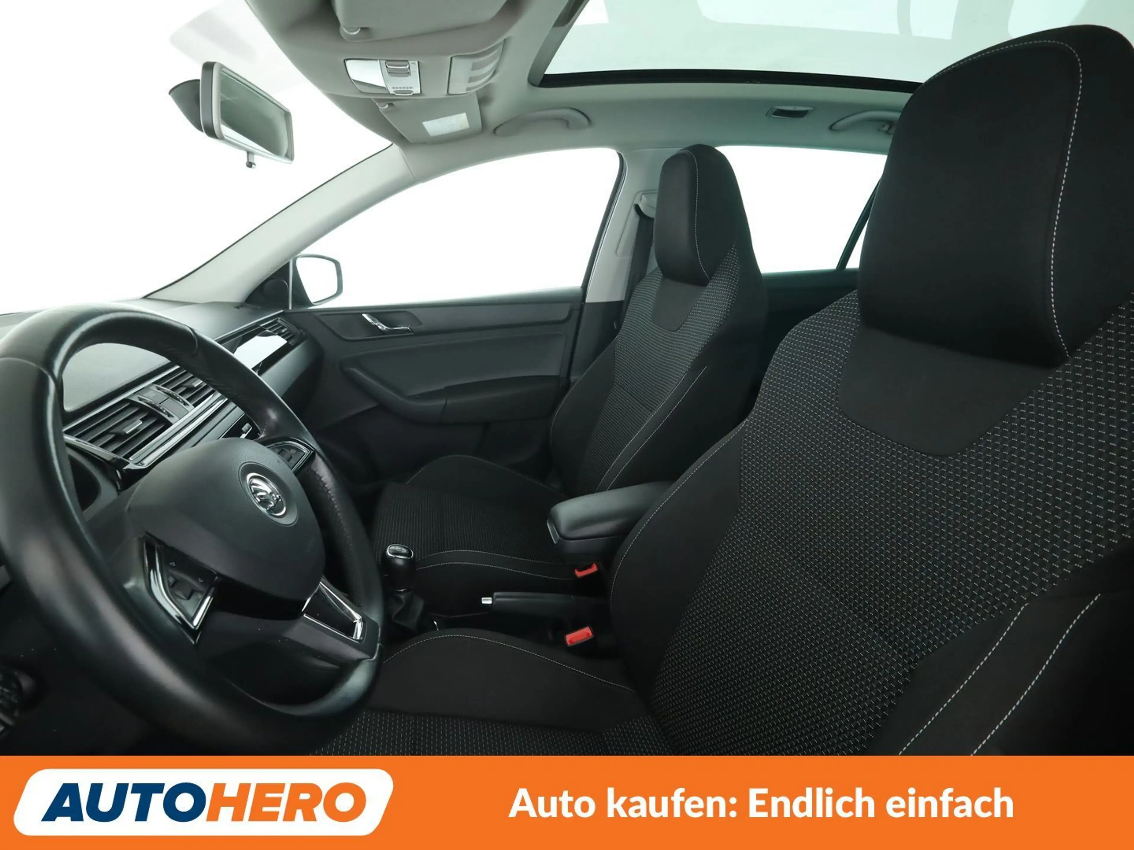 Skoda Rapid/Spaceback 1.2 TSI StylePlus*XENON*TEMPO* — photo 10