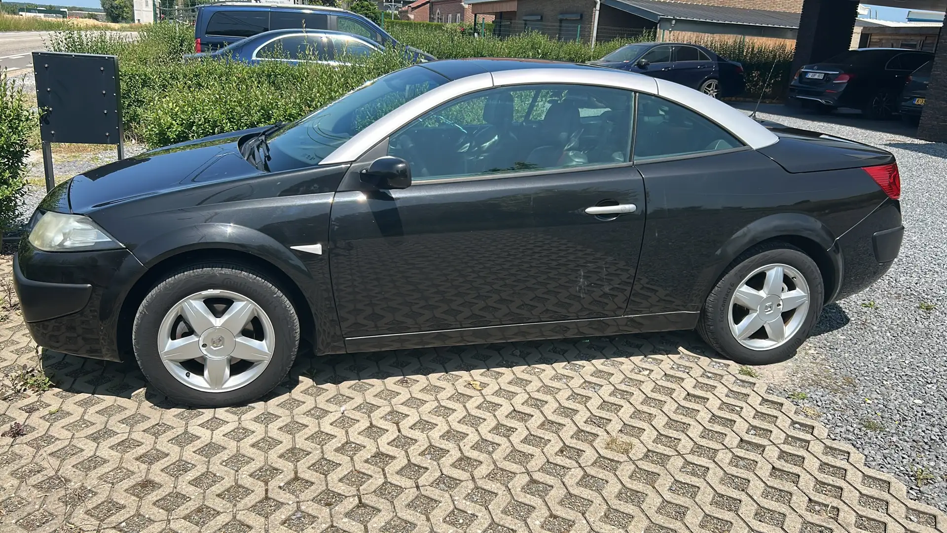 Renault Megane 1.6 Coupe-Cabriolet Confort Authenique - 2