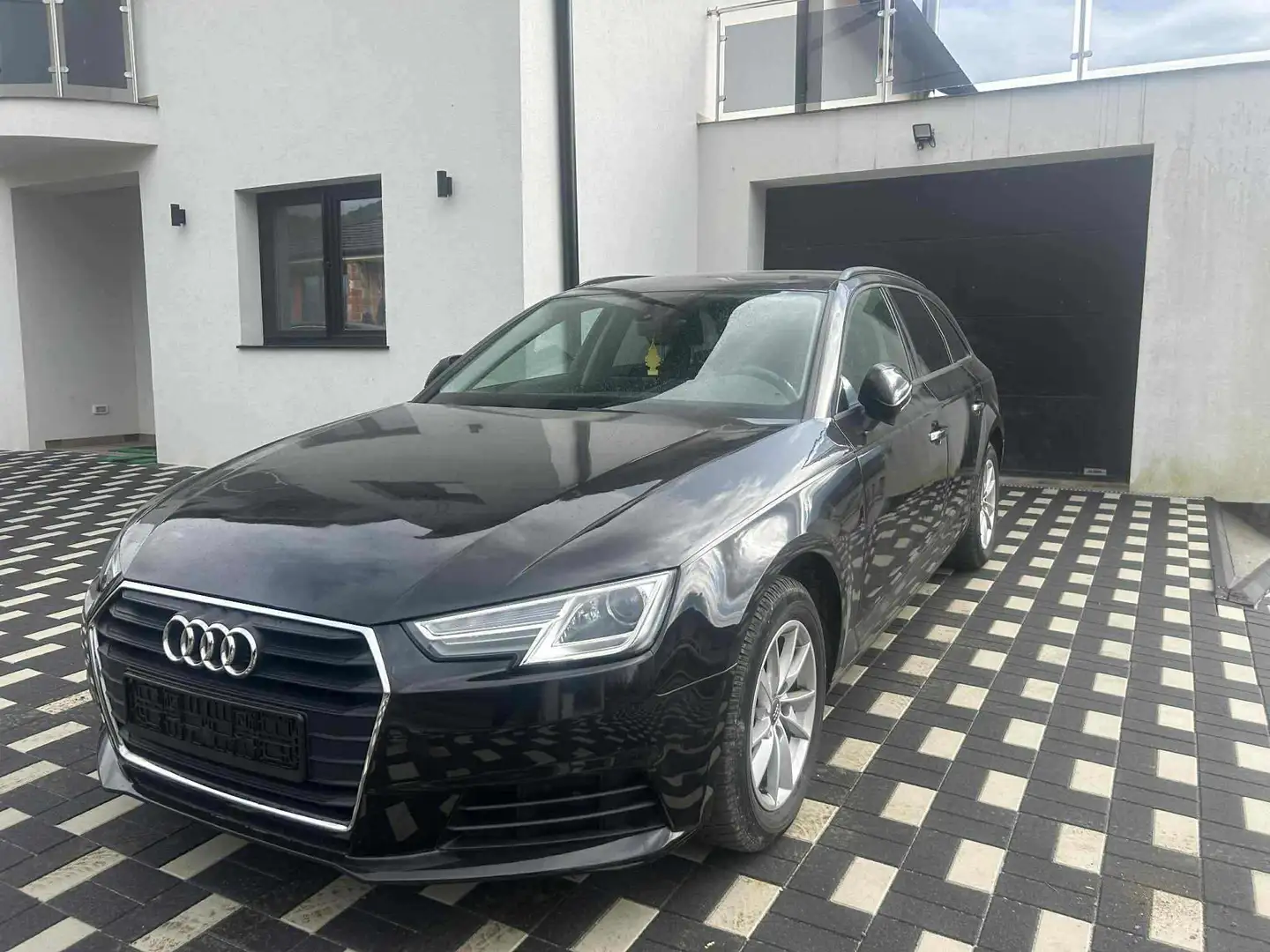 Audi A4 A4 Avant 2.0 TDi Zwart - 1