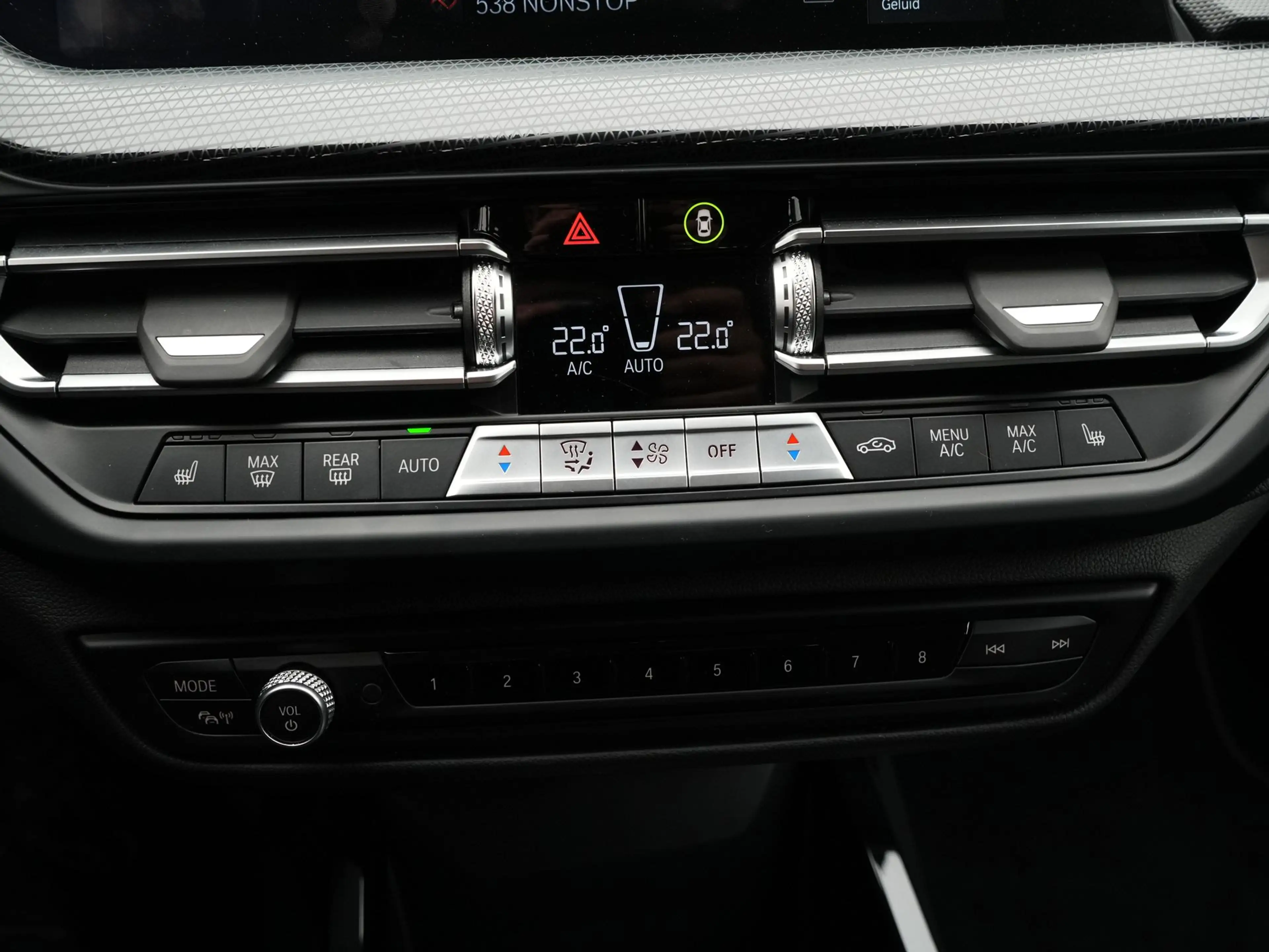 BMW 118 1 Serie 118i — photo 12