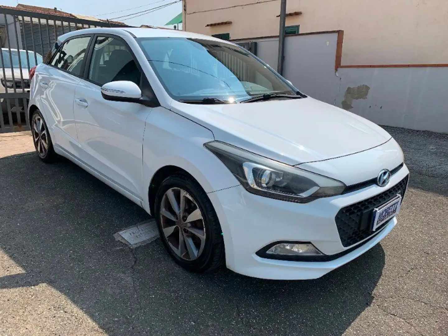 Hyundai i20 i20 1.2 84 CV 5 porte Style Bianco - 2