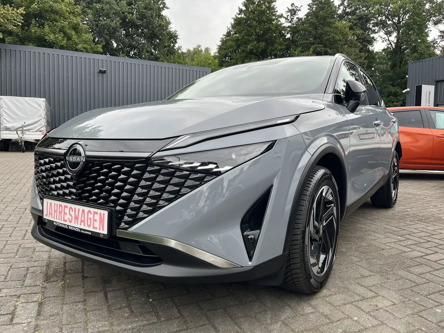 Nissan Qashqai 1.3 DIG-T X-tronic N-Connecta, LED, PGD, Winterp. - 1