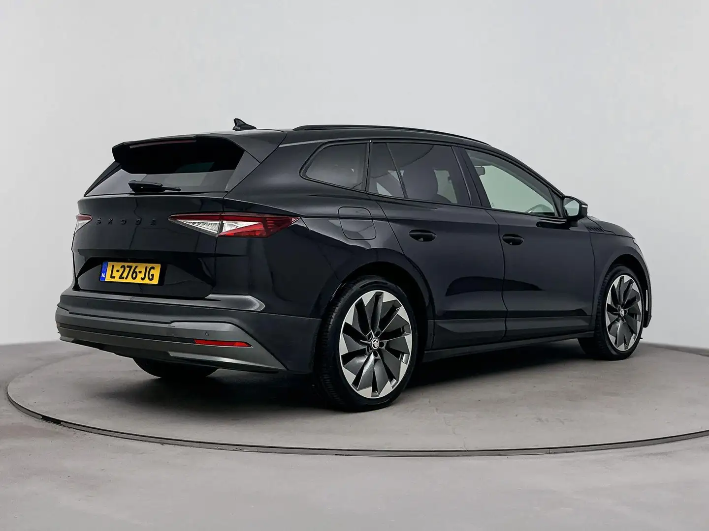 Skoda Enyaq iV 80 | LEDER | STOEL & STUURVERWARMING | MEMORY | Zwart - 2