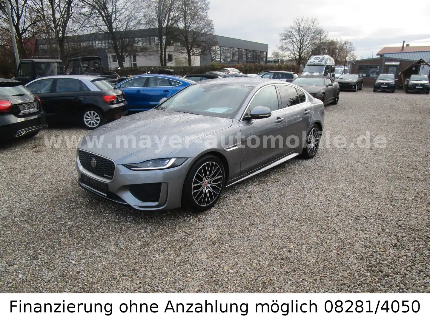 Jaguar XE R-Dynamic S*Kamera*Leder*DAB*LED*TOP* Grau - 1
