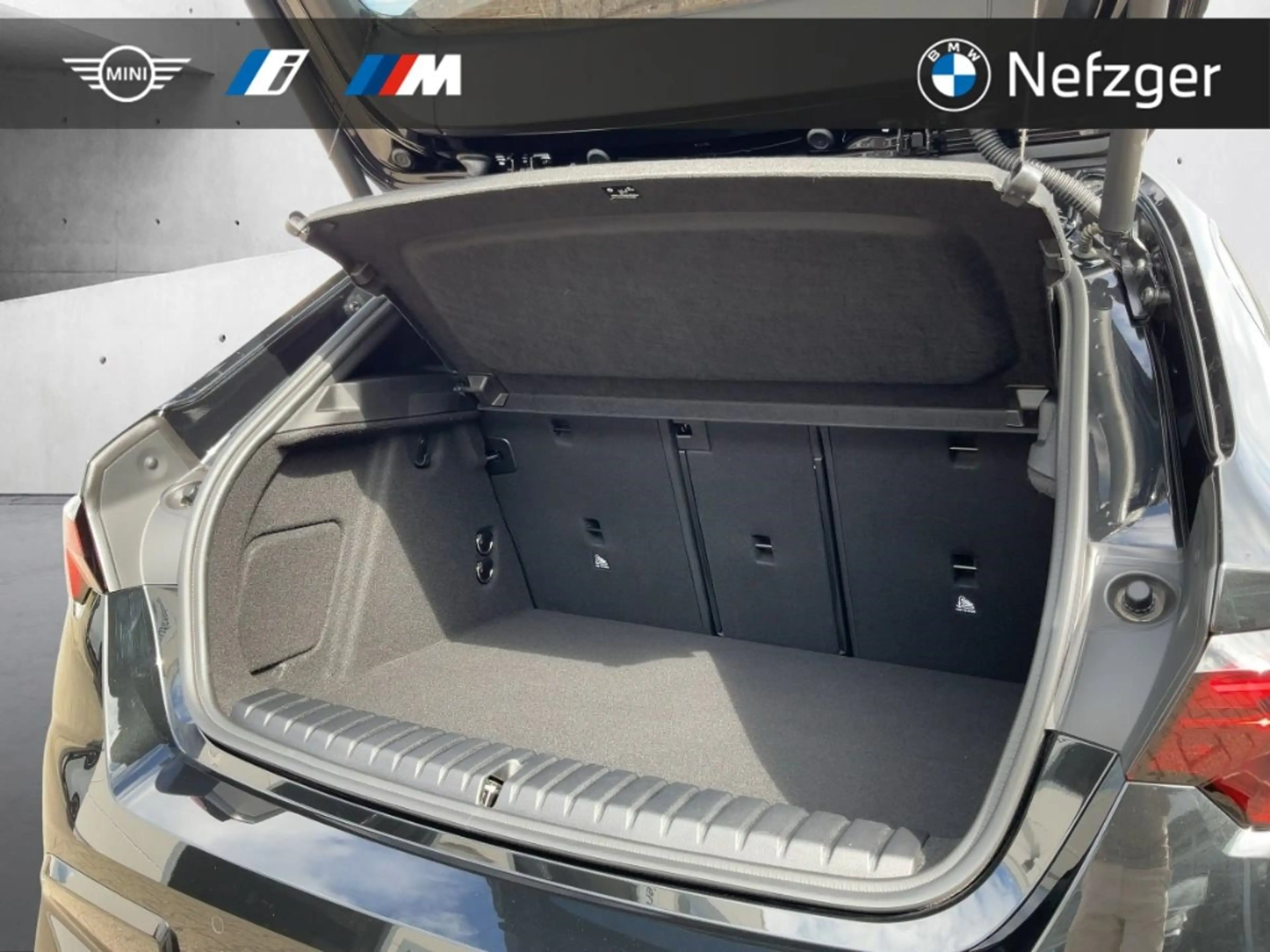 BMW 135 xDrive M-Paket Pro HUD H/K Iconic Glow — photo 6