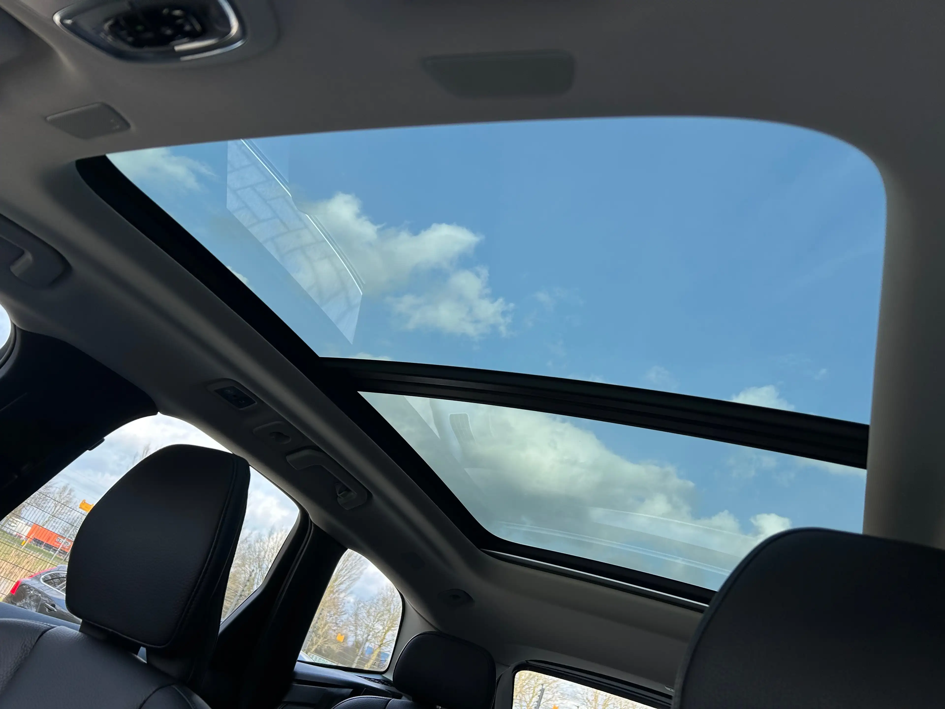 Volvo XC60 2.0 Recharge T6 AWD Inscription | Pilot Assist | S — photo 16