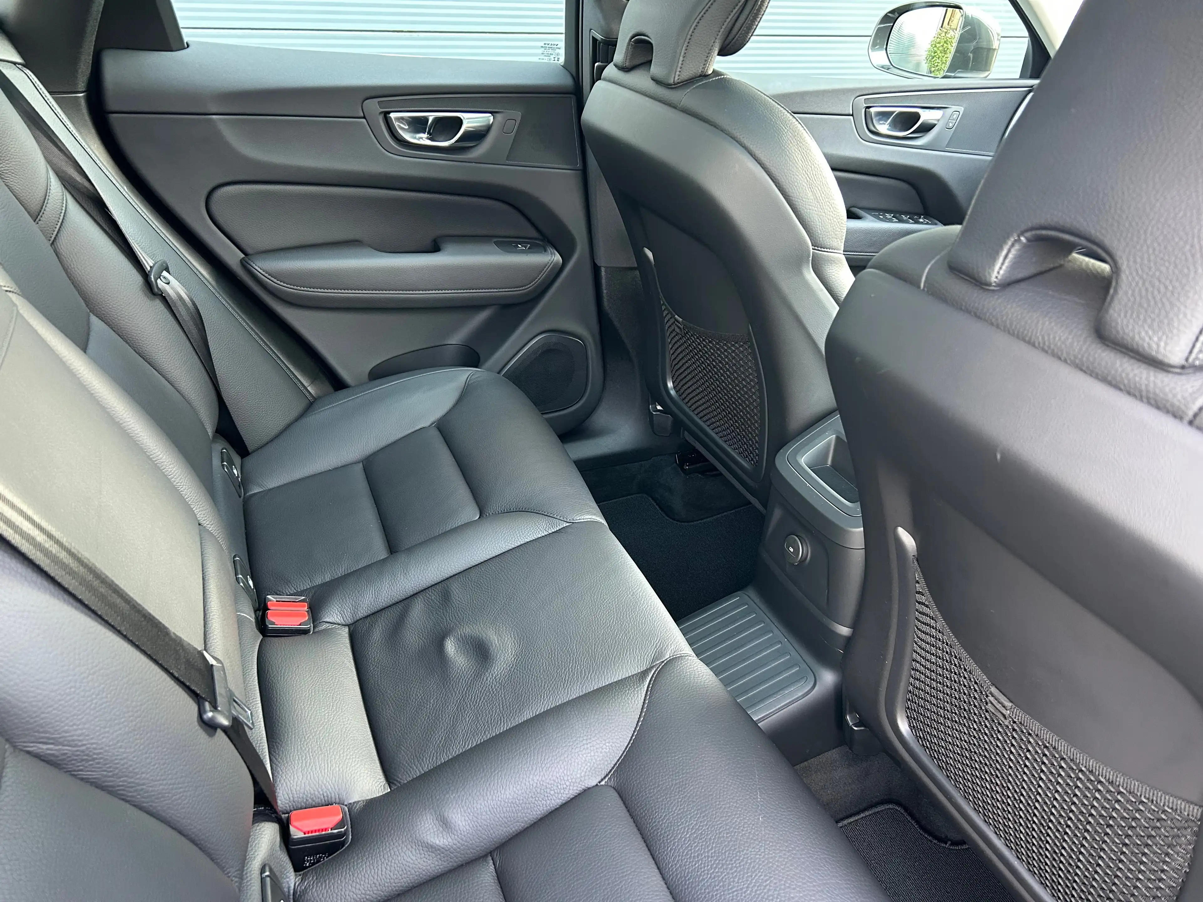Volvo XC60 2.0 Recharge T6 AWD Inscription | Pilot Assist | S — photo 13