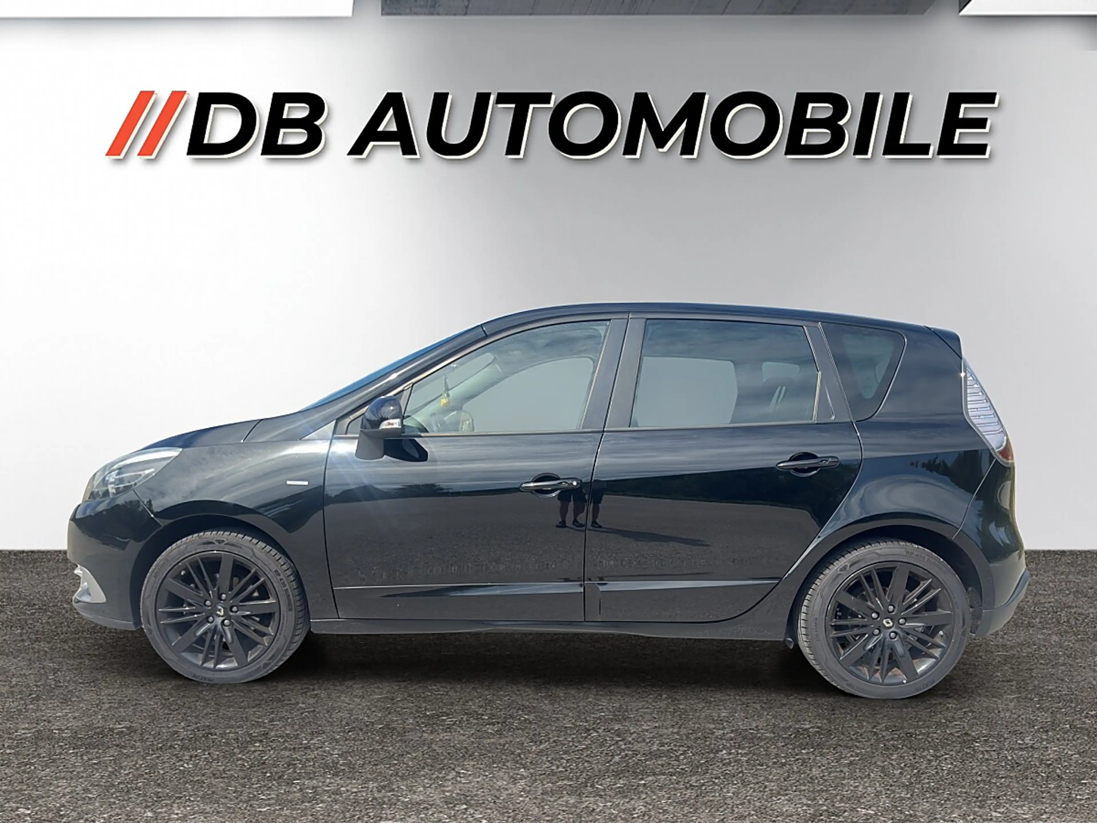 Renault Grand Scenic Grand Scénic Scenic 1.5 dCi 110 FAP — photo 8
