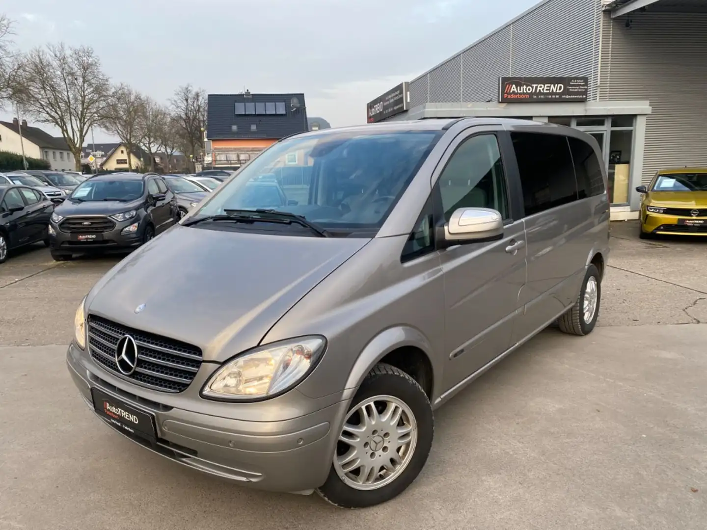 Mercedes-Benz Viano 2.0 CDI kompakt*8-Sitzer*Klima*HU/AU 11.26 Stříbrná - 1
