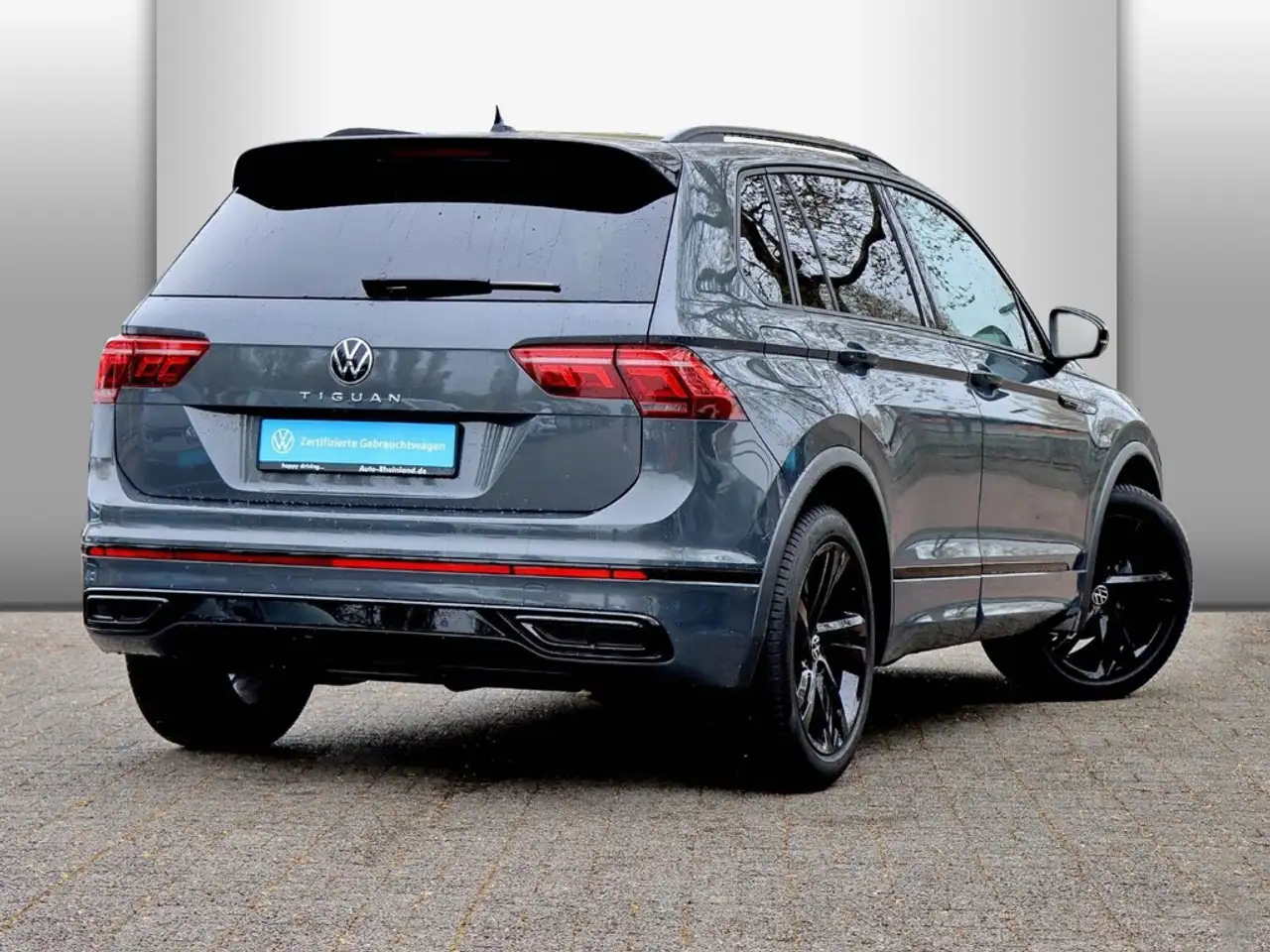 Volkswagen Tiguan R-Line 1.5 TSI OPF DSG PANO/NAVI/LED/AREA VIEW 2