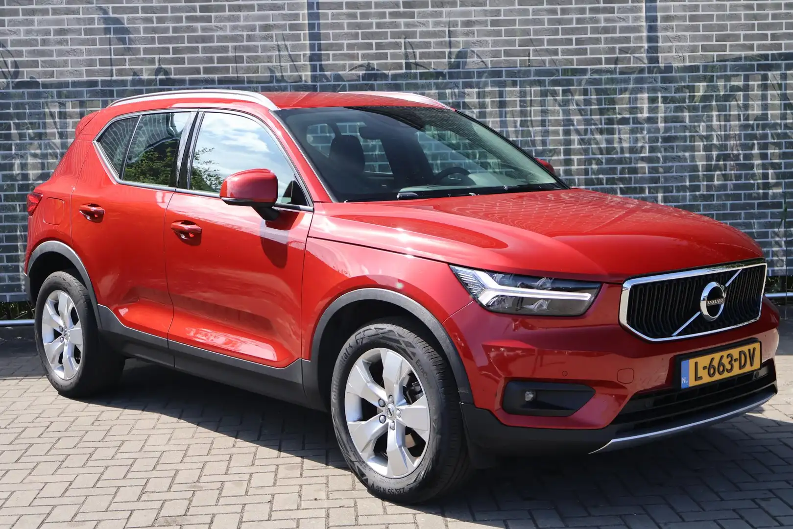 Volvo XC40 1.5 T2 Business Pro | Adaptieve Cruise Control | D Orange - 2