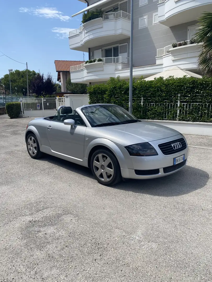 Audi TT Roadster 1.8t Argento - 1
