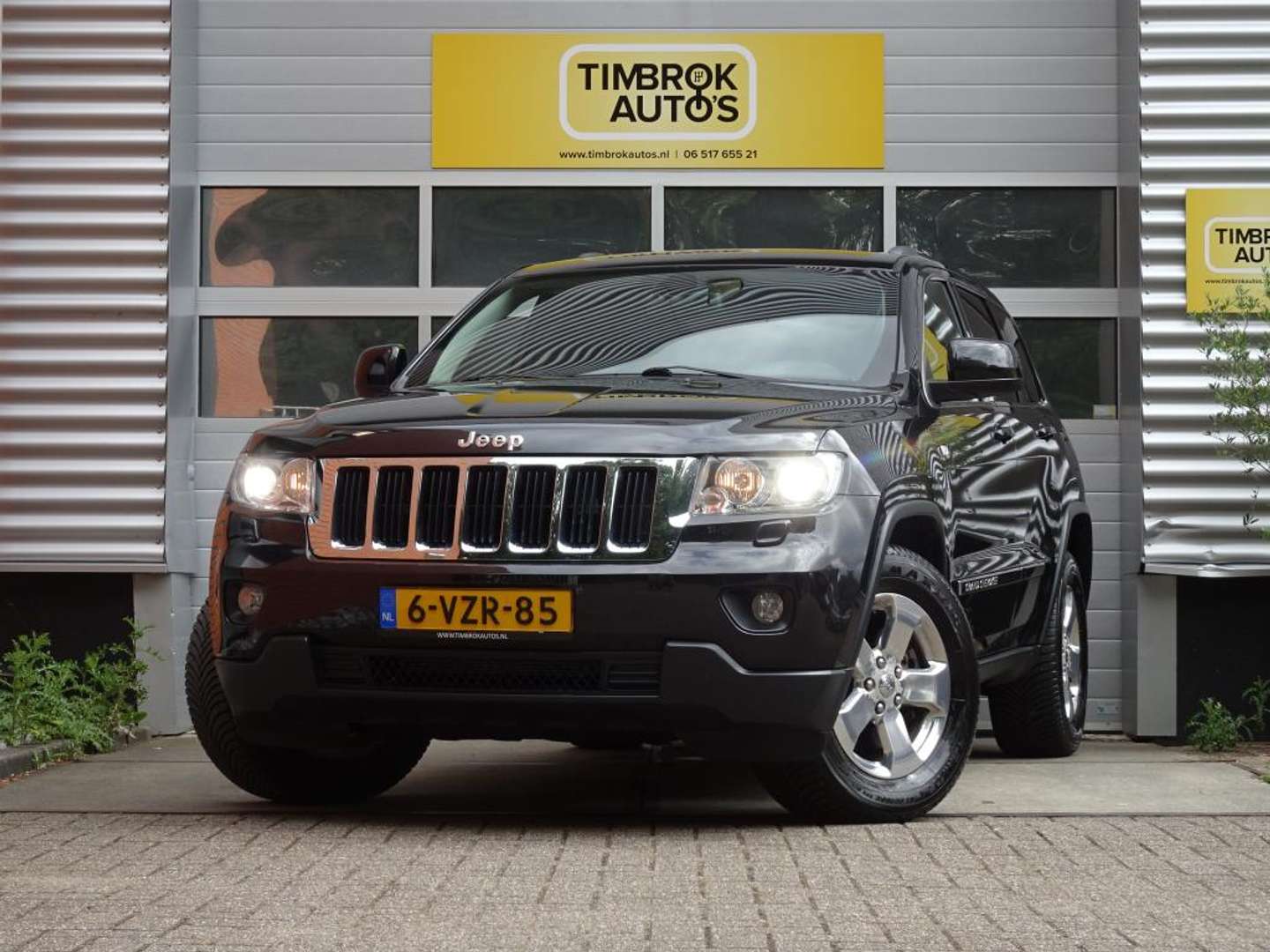 rand niets woestenij Jeep Grand Cherokee Bedrijfswagen in Zwart gebruikt in Delden voor €  22.688,-