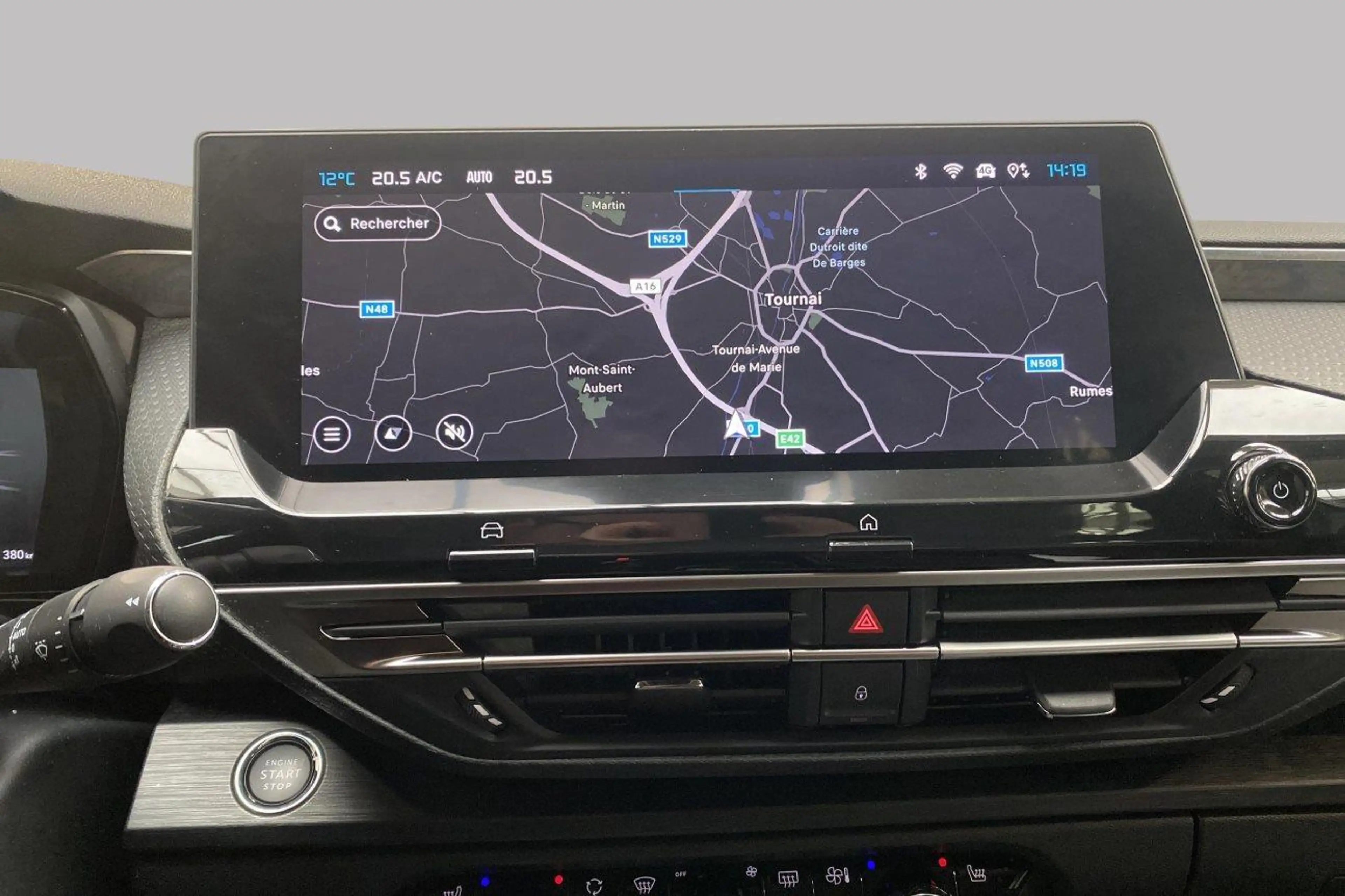 Citroen C5 X PLUS - 1.2 TURBO EAT8 — photo 13