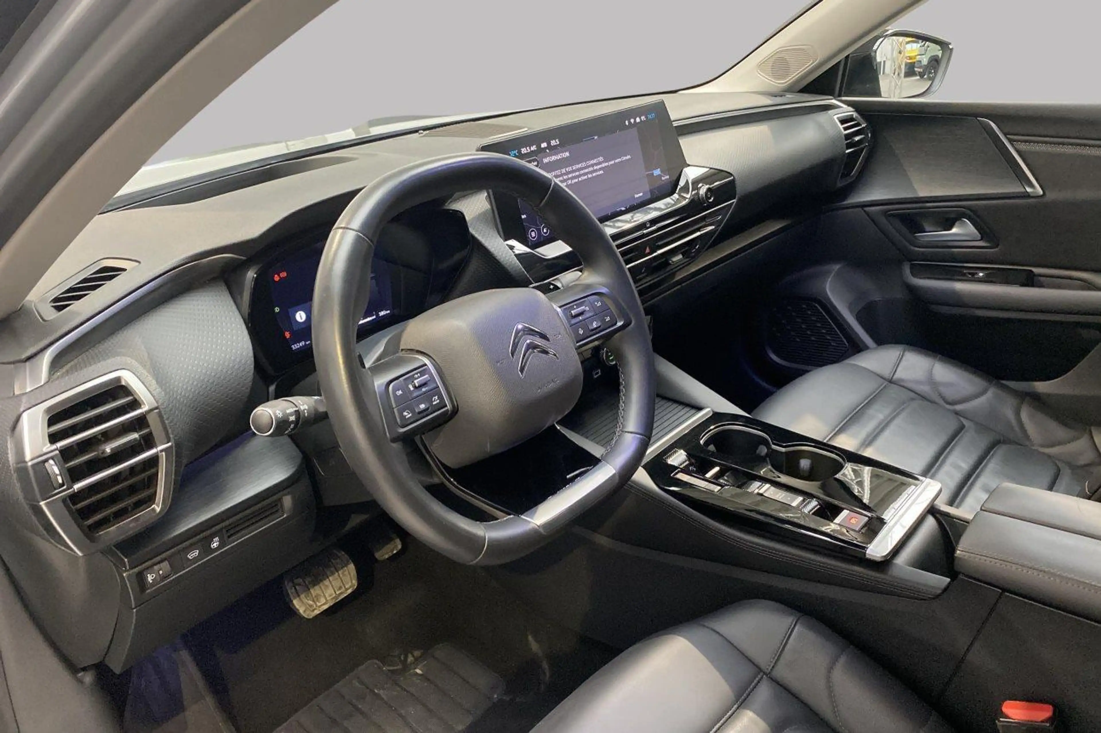 Citroen C5 X PLUS - 1.2 TURBO EAT8 — photo 9