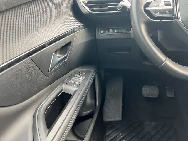 Peugeot 3008 view 14