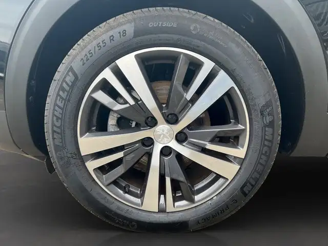 Peugeot 3008 view 7