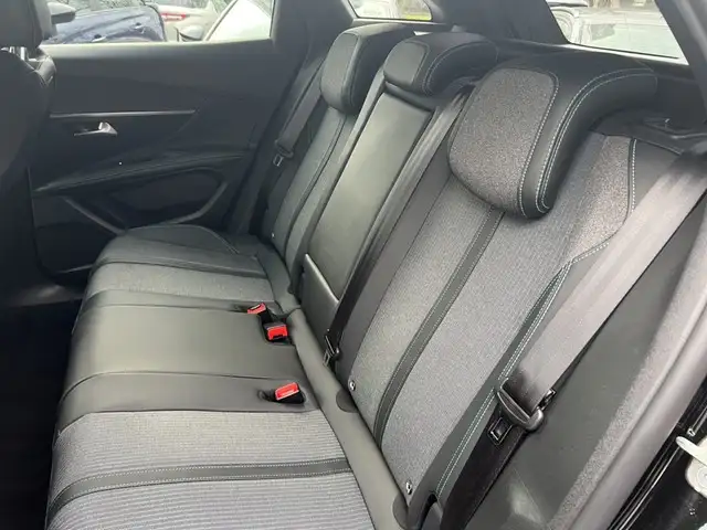 Peugeot 3008 view 15