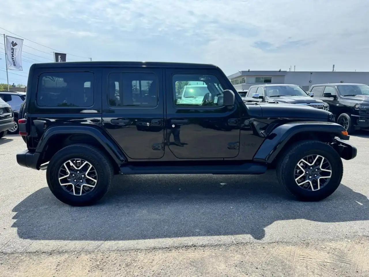 Jeep Wrangler photo Jeep Wrangler
