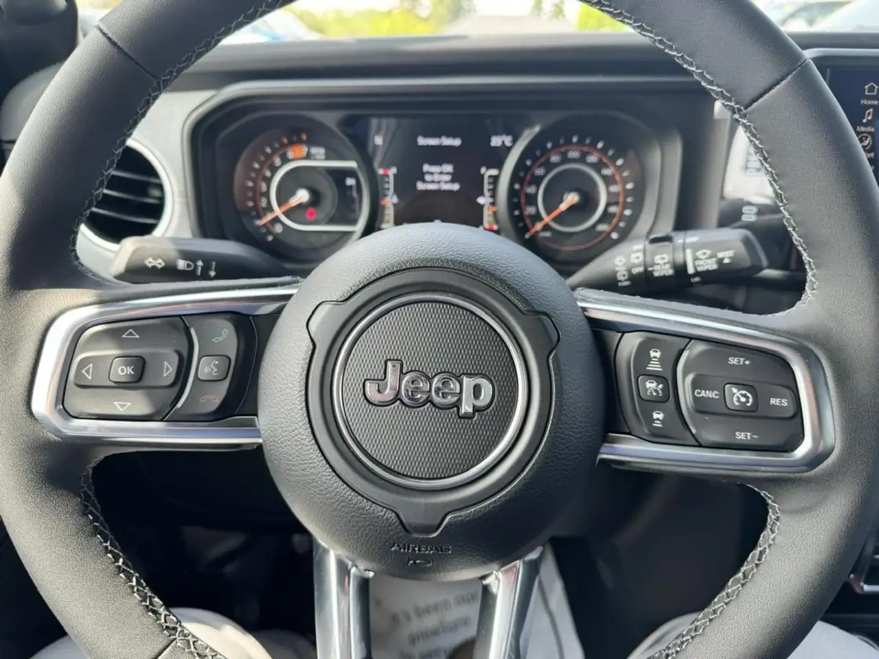 Jeep Wrangler photo Jeep Wrangler