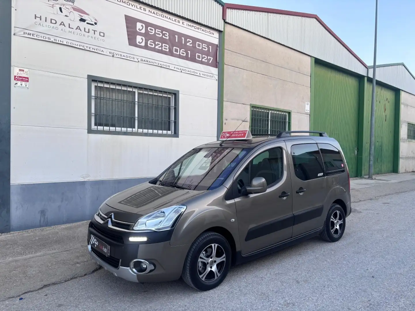 Citroen Berlingo Multispace 1.6HDi XTR Plus 115 Bruin - 1