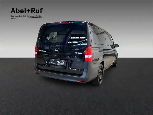 Mercedes-Benz Vito view 6